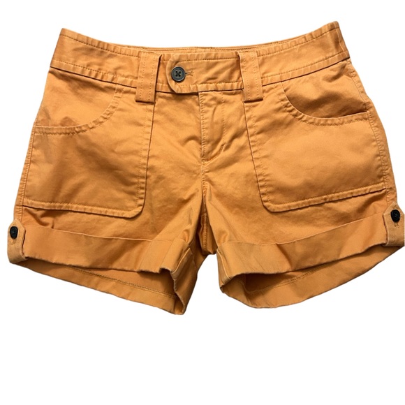 Banana Republic Pants - Banana Republic shorts size 4